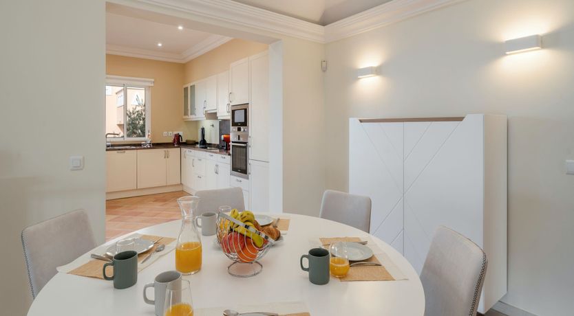 Photo of Portico Paradise