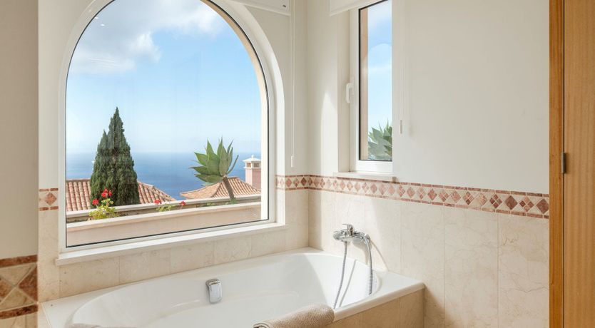 Photo of Portico Paradise