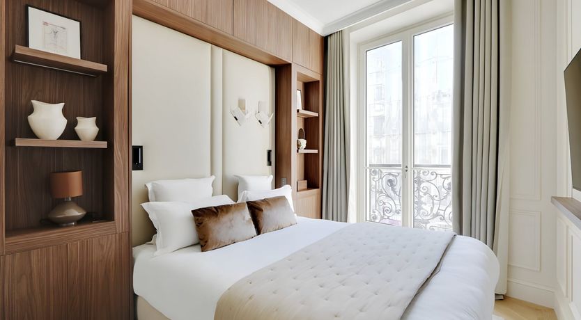 Photo of Belle of Les Halles