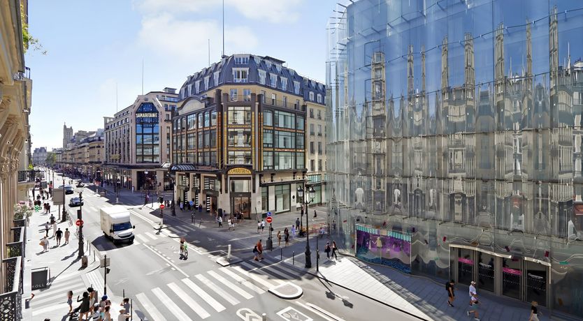 Photo of Belle of Les Halles