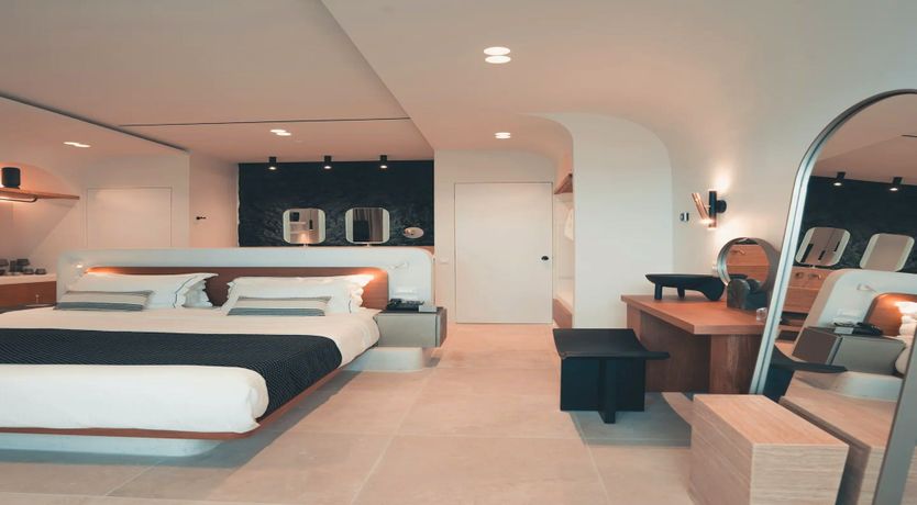 Photo of Santorini Sunset Retreat