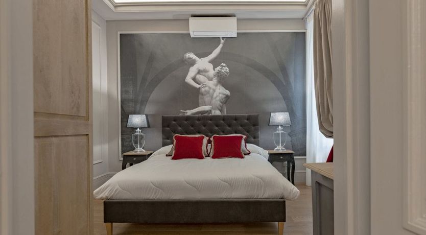 Photo of Florence's Gate