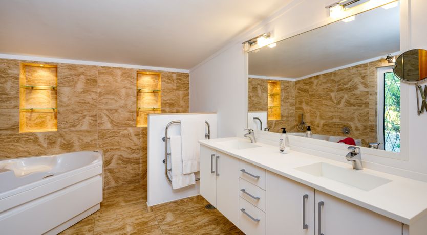 Photo of Tropical Uplift