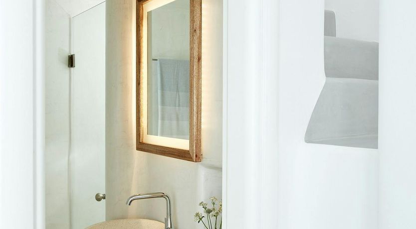 Photo of Majestic Mirage