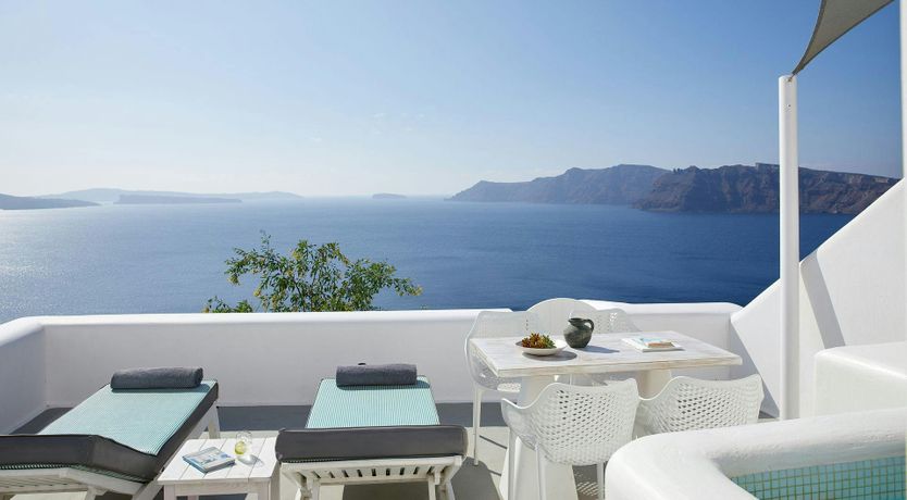 Photo of Majestic Mirage