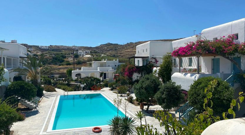 Photo of Luxury Retreat in Ornos