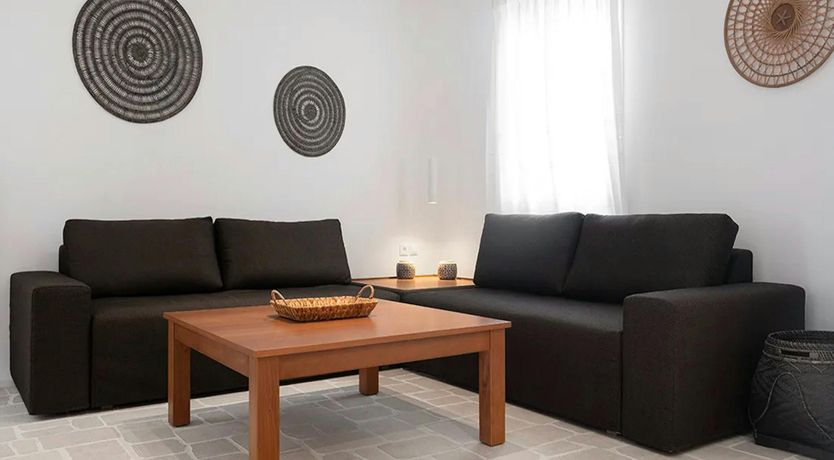 Photo of Luxury Retreat in Ornos