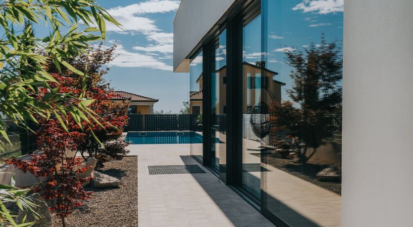 Photo of The Emerald Stone