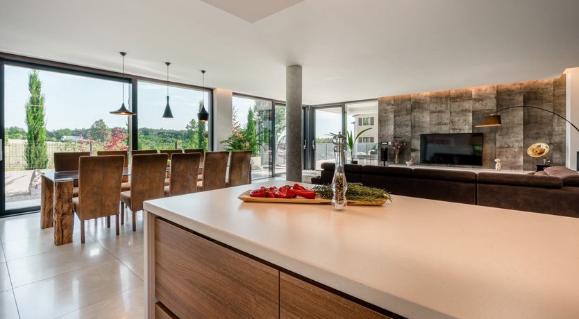 Photo of The Emerald Stone