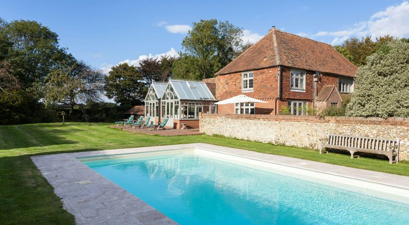 Photo of Charing Charm