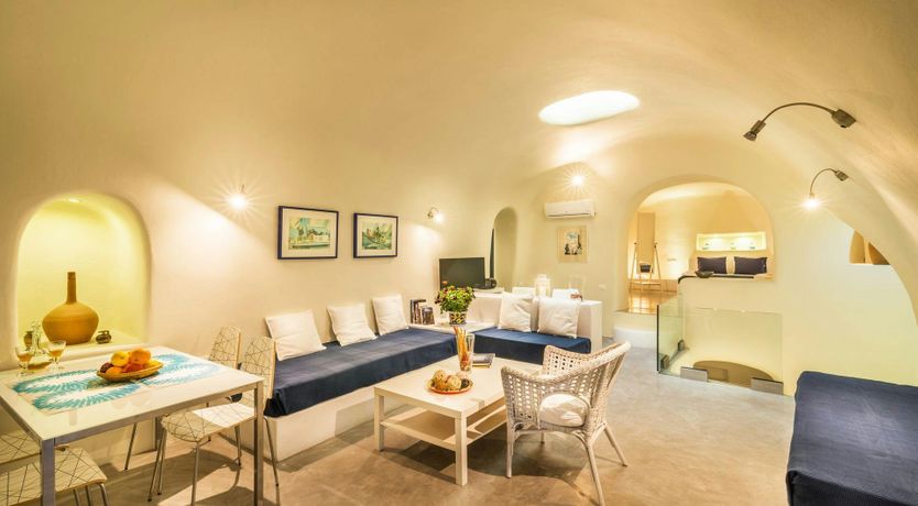 Photo of Charming Sea View Cottage