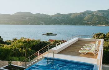 Honey Moon Holiday Home