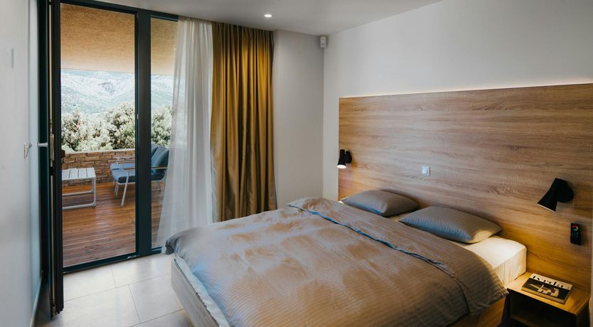 Photo of Cherry Honey