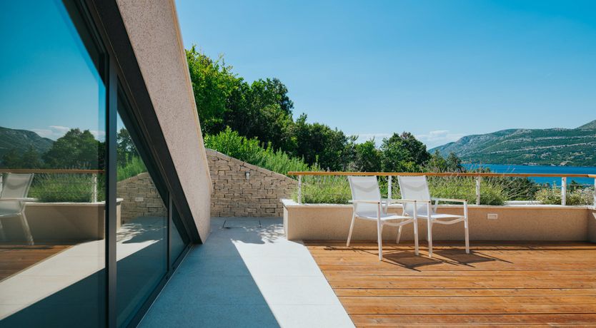 Photo of Cherry Honey