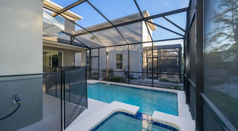 Photo of Cottonwood & Palm