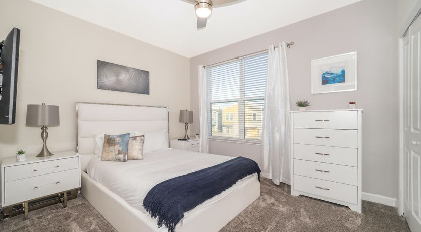 Photo of Cottonwood & Palm