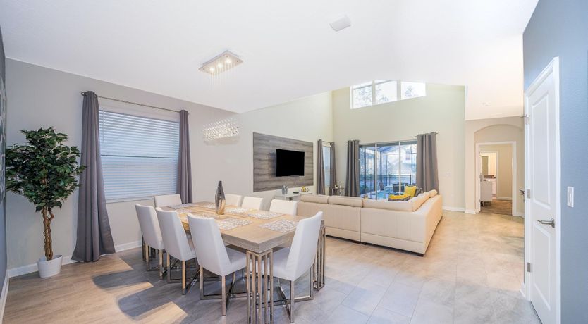 Photo of Cottonwood & Palm