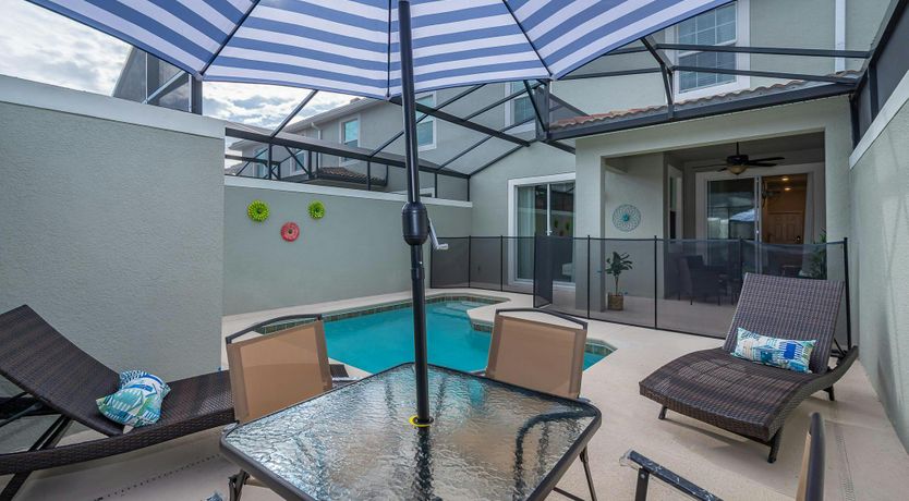 Photo of Key To The Palm