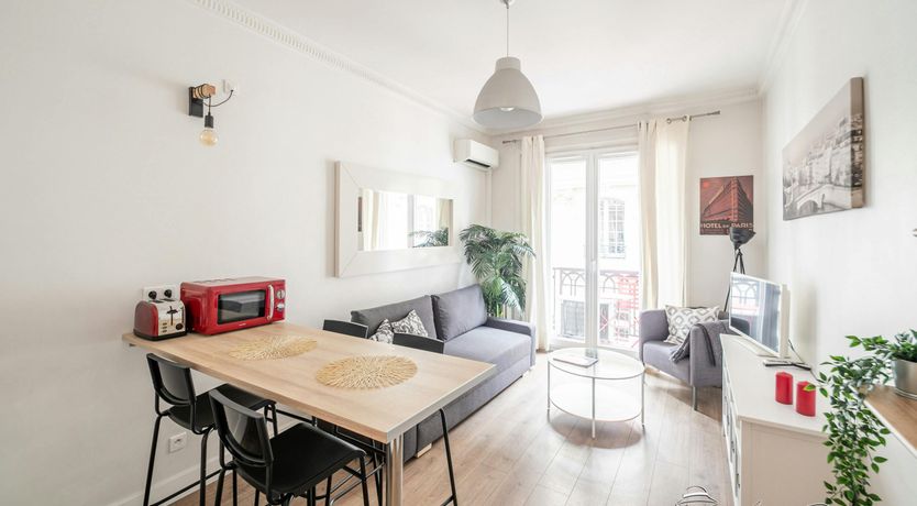 Photo of L'Art Deco Hideaway