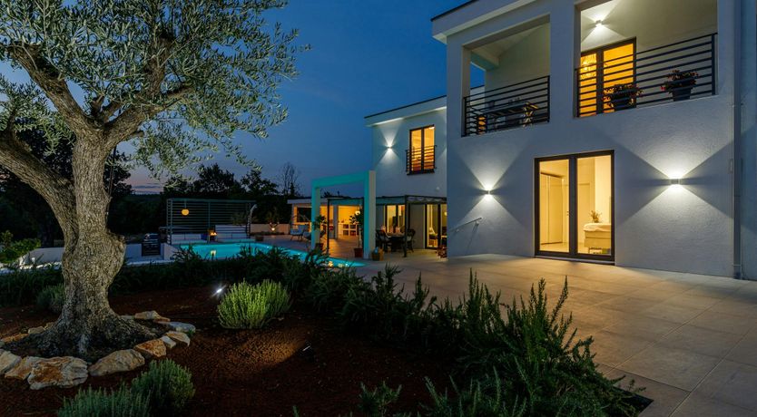 Photo of Rosewater Breeze