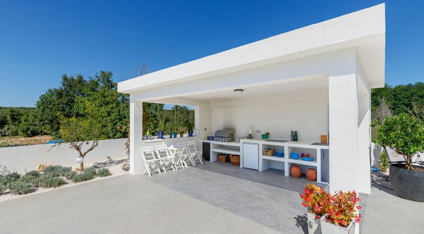 Photo of Rosewater Breeze