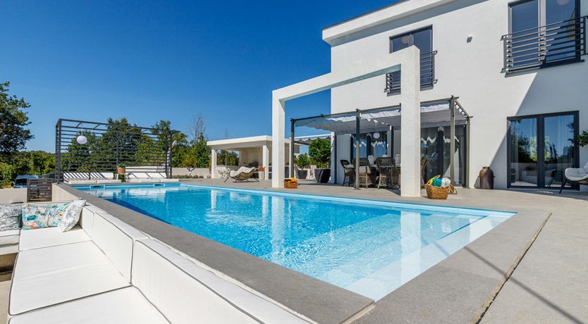 Photo of Rosewater Breeze