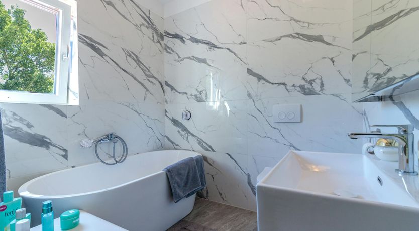 Photo of Rosewater Breeze