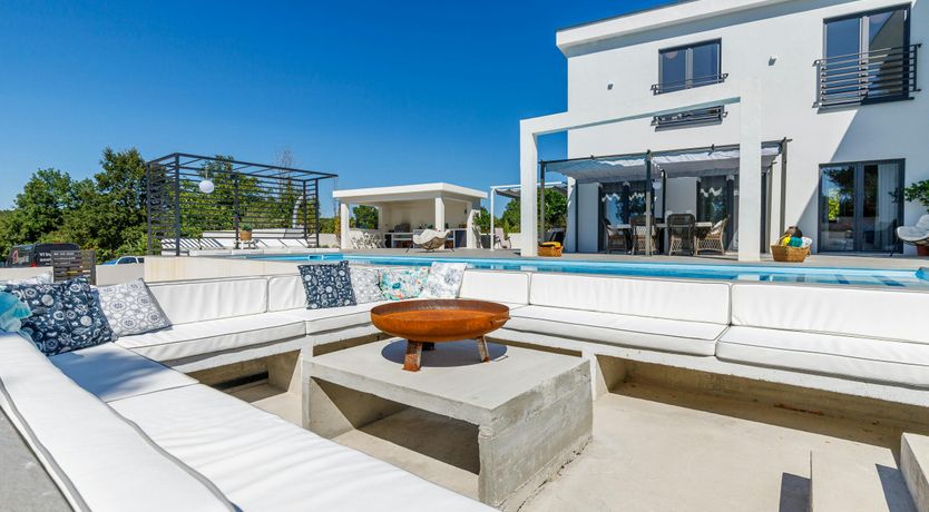 Photo of Rosewater Breeze