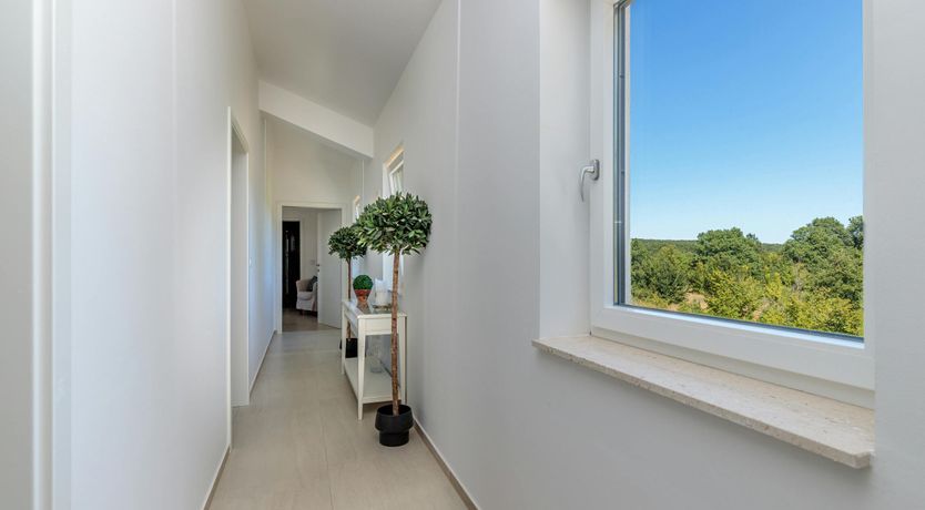 Photo of Rosewater Breeze