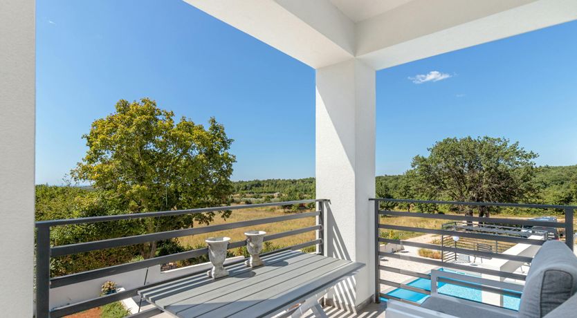 Photo of Rosewater Breeze