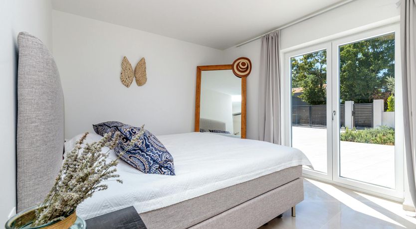 Photo of Rosewater Breeze