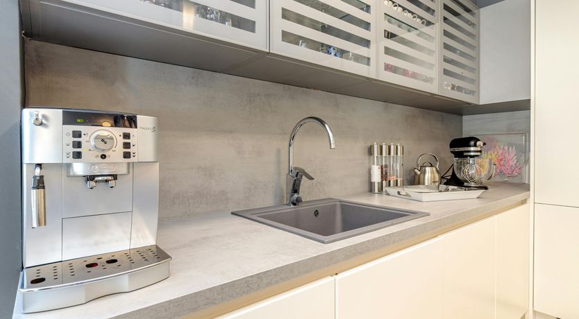 Photo of Rosewater Breeze