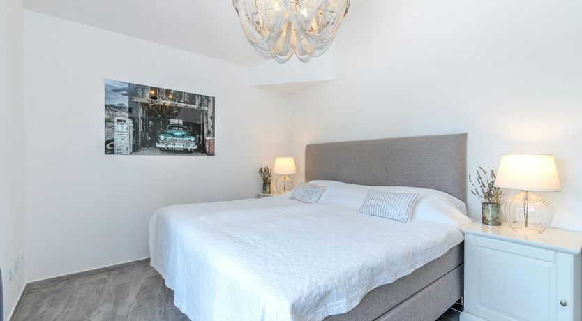 Photo of Rosewater Breeze