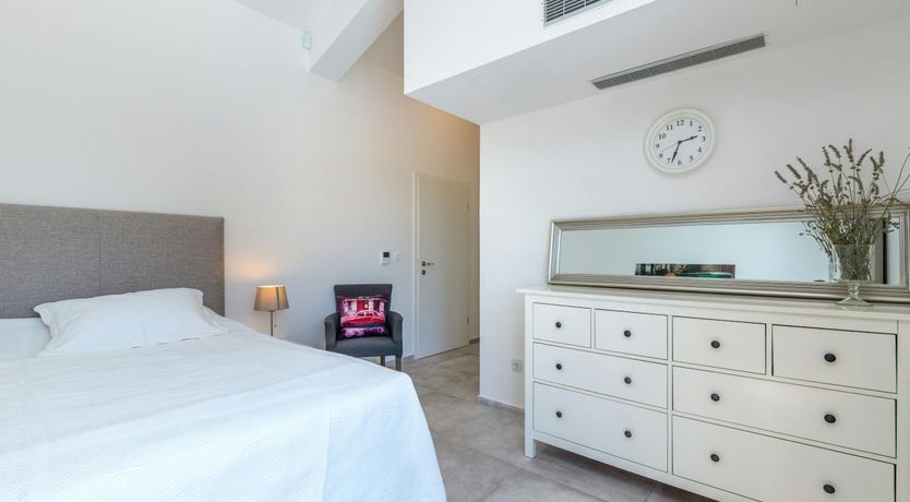 Photo of Rosewater Breeze