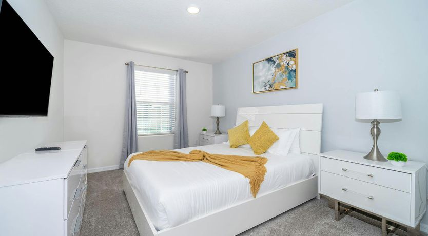 Photo of Dandelion & Thistle