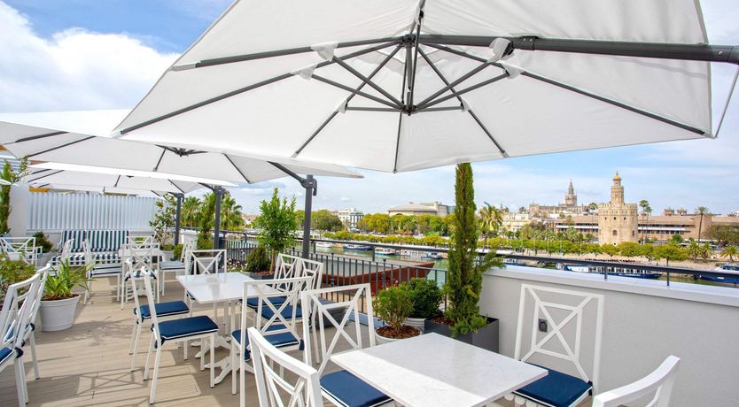 Photo of The Pearl of Seville