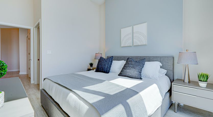 Photo of City & Ocean