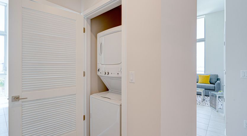 Photo of City & Ocean