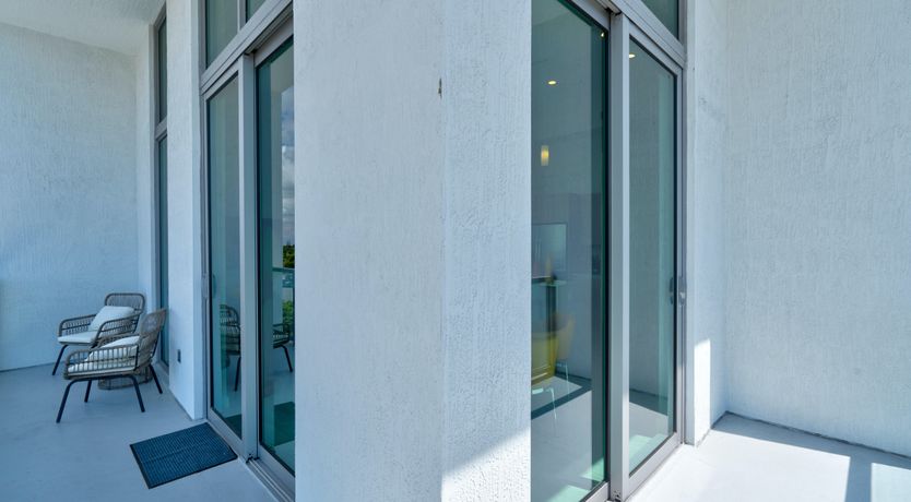 Photo of City & Ocean