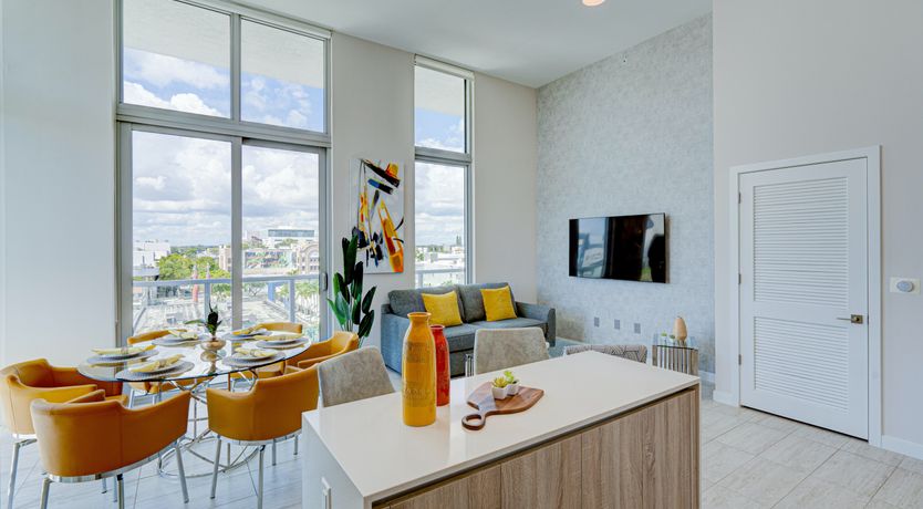 Photo of City & Ocean