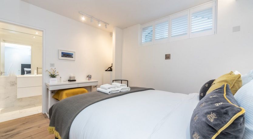 Photo of The Shakespeare