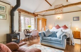 The Collector's Treasure Holiday Cottage