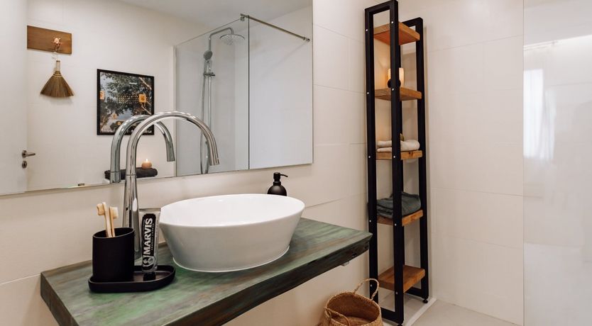 Photo of Ochre & Amber