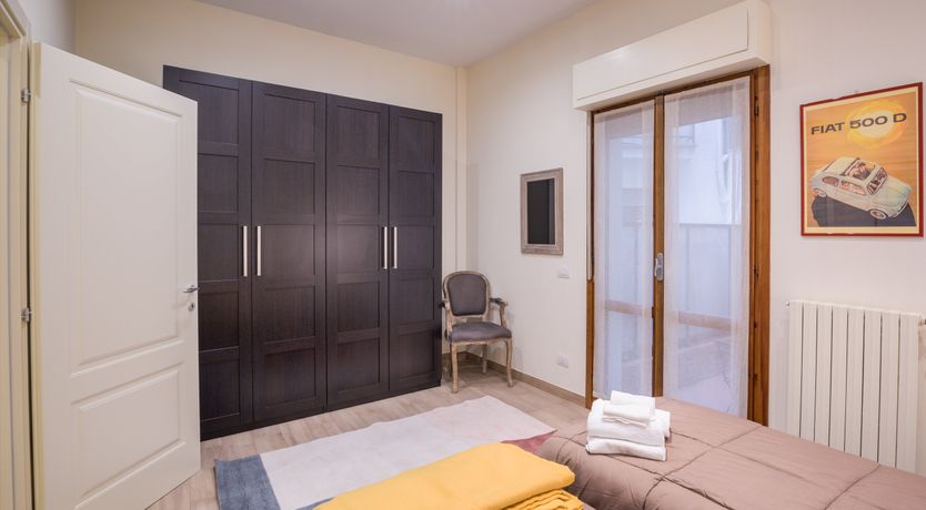 Photo of Florentine Shades