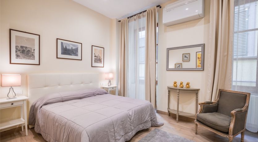 Photo of Florentine Shades