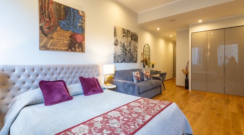 Photo of The Italian Muse