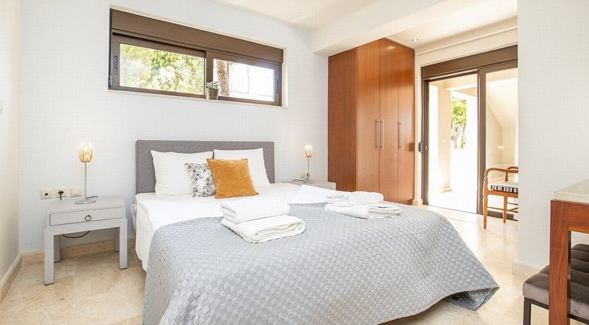 Photo of Hasapiko Steps