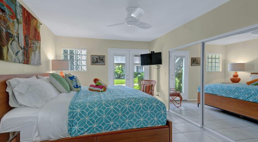 Photo of Midcentury Oasis