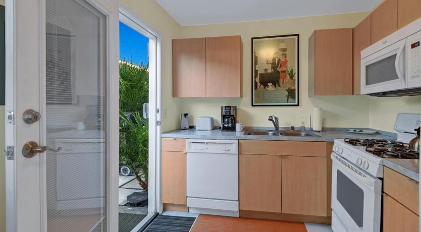 Photo of Midcentury Oasis