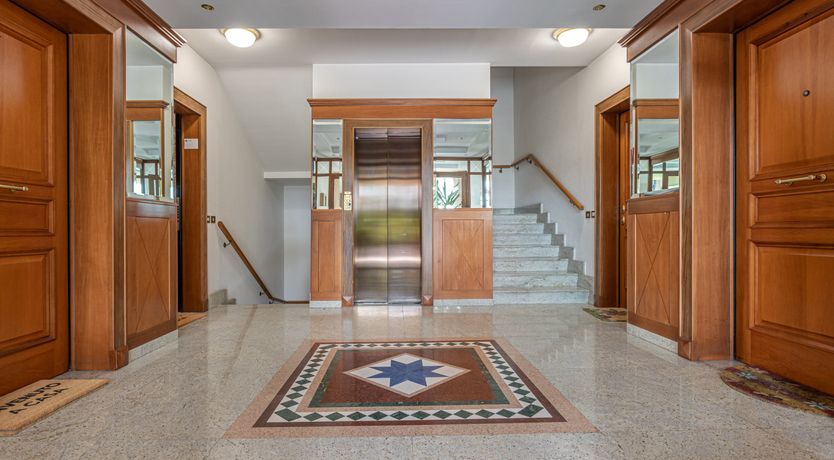 Photo of Floral Wisteria